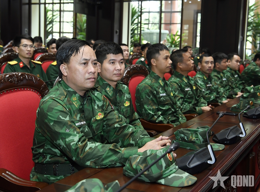/UploadStore/admin/250330 Cuu tro dong dat tai Myanmar/05.jpg